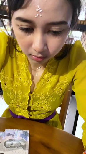 3.2M views · 57K reactions | Emang kaya gini kalo lagi deket mama | anggi | Facebook