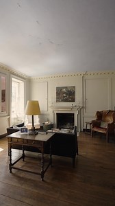 🏛️ Georgian charm with a modern edge ⁣ ⁣ 📍 Fournier Street, E1⁣ ⁣ Set on one of Spitalfields’ most historic streets, this remarkable Grade II listed townhouse dates back to 1750 and spans over 4,300 sq ft. Thoughtfully restored, it blends period character with considered contemporary touches.⁣ ⁣ A rare opportunity to own a piece of London’s architectural history in one of its most coveted conservation areas. Book a Viewing! https://bit.ly/3TF3Kbu #FournierStreet #SpitalfieldsLiving #GeorgianAr