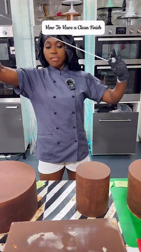 9.6K views · 724 reactions | Let’s talk caking, do you also use tape rule to measure? #vdcake #cakedecorating #cakeclass | VD Cake | Facebook