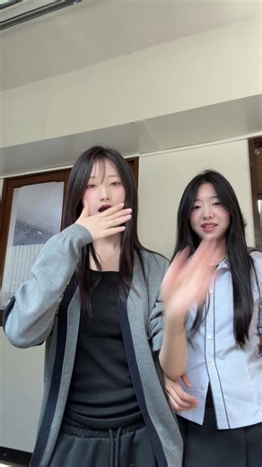 옆에친구 하루에 똥 4번싼다는데 정상임?? #덕원예고 #덕원예고f4 #냐냐냥