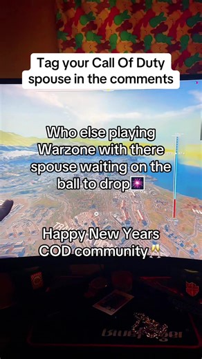 Happy New Years cod community🥂🎆 #fyp #gaming #gamingcouple #callofdutywarzone #happynewyear @AmandaXOXOclipp
