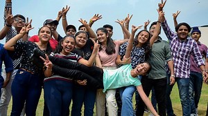 UP Board Inter Result 2023: यूपी बोर्ड 12वीं के रिजल्‍ट का Direct Link, अभी कर लें बुकमार्क