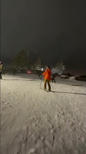 Rare thundersnow captured on camera 😮