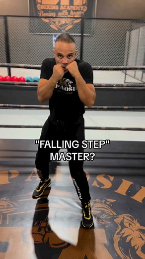 Who mastered "falling step" 🥊 #papaiosif #boxfam #boxing #family #selfdefence #fitness #boxingtraining #boxingforall | Papaiosif Boxing Family