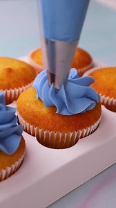 232K views · 9.7K reactions | Have you seen our new Birthday Stencils?! They are the cutest sets and will change the way you decorate 殺 check out these cute cupcakes. #cookiedecorating #cupcakes #cupcake #fondanttoppers | Sweet Sticks | Facebook