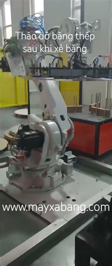 Ứng dụng công nghệ robot trong quá trình tháo dỡ cuộn băng thép sau khi xẻ băng #vinama #mayxebang