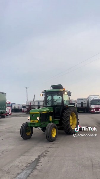 #fyppppppppppppppppppppppp #johndeere#2250#domoreworkthana🚗#amble@Paddy Buggy🚛🤠🚜💯 @Callum6050 @Grennan @Luke