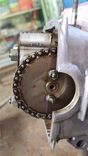 7.2K views · 173 reactions | Important features of an automatic motorcycle engine #reelschallengereelschallenge #reelschallengereelschallengereelschallengereelschallenge #reelschallenge | LO Mechanic 77 moto shop | Facebook