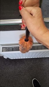 37K views · 113 reactions | Radiator Buddy – your ultimate solution to conquer the dust behind and inside any radiator! It's unique, super-slim, extra-long & flexible design guarantees a thorough clean, reaching spots you thought were impossible! Say goodbye to hidden dust! ✨ | Must Have Ideas UK | Facebook