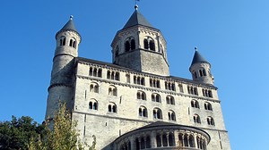 On a visité pour vous la collégiale Sainte-Gertrude de Nivelles - RTBF Actus