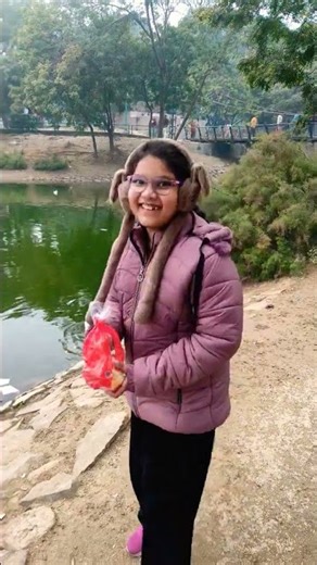 feeding duck # cute ducks#Japanese Park#ducks#cutie pie #funny