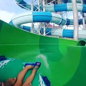 Keep on SLIDING past sunset and enjoy a Spectacular Slide Night! Complete with night slides, fire dancers, fireworks plus a DJ playing your favorite hits! It’s included with your full day admission or $25.99 from 5:00 – 10:00 pm. | Cowabunga Bay Las Vegas