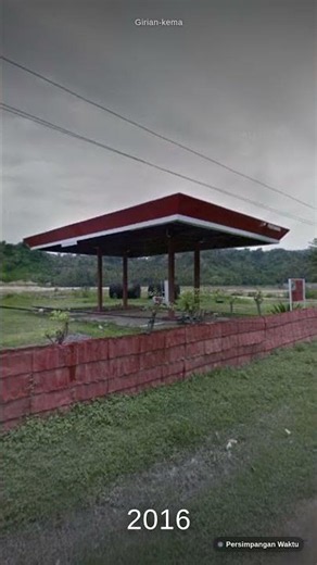 Jalan-Jalan di Girian-kema — 2016-08 vs 2026