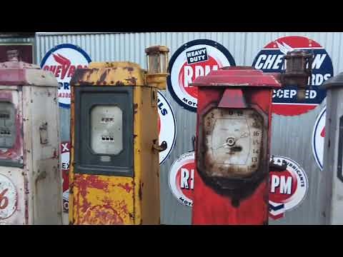 1930s Wayne Antique Gas Pump Collector’s Video