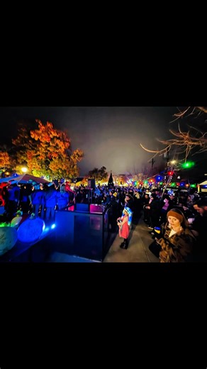 Welcome to our Hallmark movie! Thursday night’s tree lighting was pure magic. Hundreds of families, incredible craft and food vendors, kettle corn and cocoa in the air, and even snow drifting down from the tree. I was grateful to be one of the sponsors this year and support such an important community tradition. A huge thank-you to our Lincoln Area Chamber of Commerce, City staff, and Public Works crews and volunteers for creating a beautiful night for everyone. As Mayor, I’ll be joining my fell