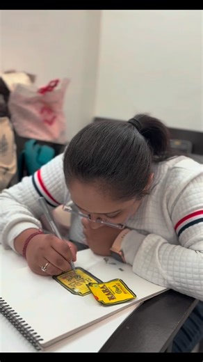 Insd Raipur on Instagram: "When you joined fashion for glamour but got fashion history instead. 📚😂 Insd Raipur The best institute for Your Designing Career 75+ Center across India 7+ International Centers International Study Tour International Faculty Guidance Platform for Showcase talent Placement and Internship with MNC 30+ Workshops Industry experts panel Earn While Learn Program You cant miss all these... Join now Interior Designing/Fashion Designing/Graphic Designing/Photography/Event Man