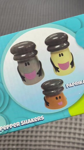 Our exclusive Blues Clues Mr. Salt & Mrs. Pepper shakers are back in stock! 🐾 #BoxLunch #BoxLunchGifts