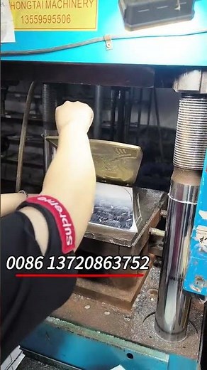 Vertical footwear injection molding machine,PVC shoe upper only 15 seconds