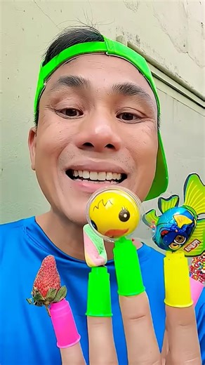 Gudda Guddu… Oops! Food Fell Down 😅