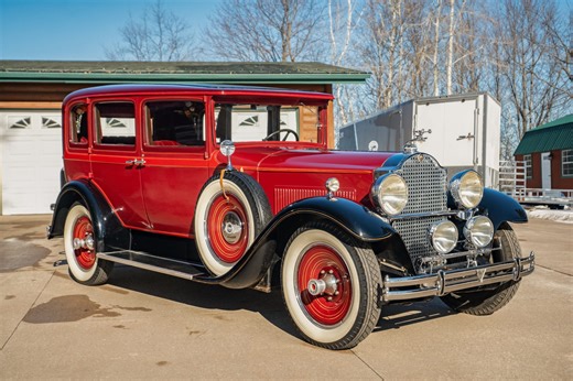 1930 Packard Standard Eight Model 726 Sedan