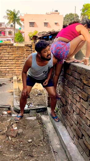 It will help me climb up. 🤪#shorts#funny#trending