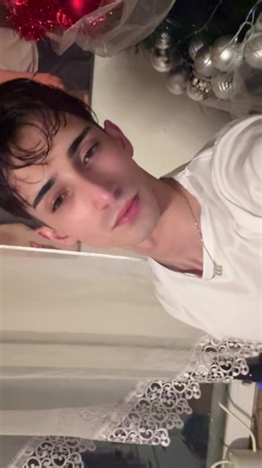 Vix (@vix1717)’s videos with original sound - 𝙤𝙭𝙮