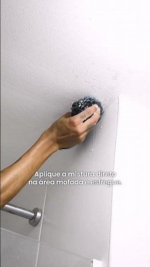 🤔 Como tirar mofo da parede do banheiro #faxina #limpeza
