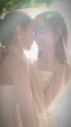 Explore MODE Magazine featuring GinJay and Aangelina