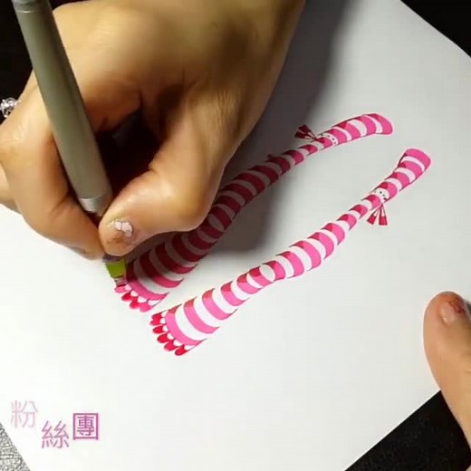 👠美腿控！parallel pen平行筆 #筆尖溫度 #calligraphy #手寫 #英文書法 #手繪 #藝術鋼筆 #美腿