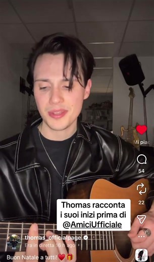 Nella diretta natalizia Thomas racconta i suoi inizi prima di #amiciufficiale #ricordi #thomas #diretta #natale 2025