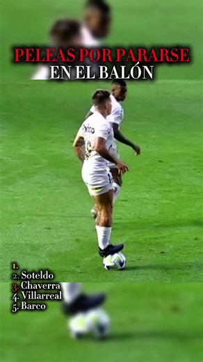 Peleas y Conflictos en el Fútbol: Pararse en el Balón