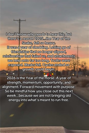 Honest Quote Club (@honestquoteclub)’s video of snake