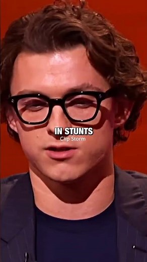 How Tom Holland handles the "Height Gap" like a Pro. 🕶️✨