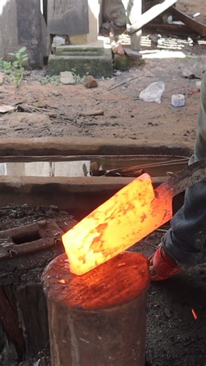 709K views · 6.3K reactions | Making cleaver from steel bar #lifeskilsdn #blacksmith #reelfbpage #cleaver #reelfbpage | LifeSkills DN | Facebook