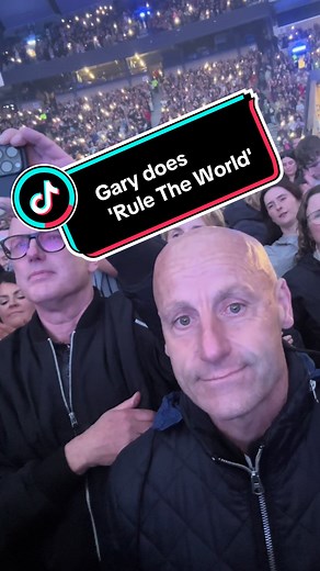 Gary sings 'Rule The World' — emotional final song memory