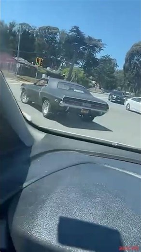 Sweet Mopar Burnouts #mopar #burnout #burnouts #hemi #440 #charger #gtx