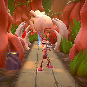 FILL IN THE BLANK: Avoid the ___! Now you can avoid it in the Crash Bandicoot: On the Run mobile game. Let’s gooooo: http://bit.ly/NoidxCrash | Domino's Pizza