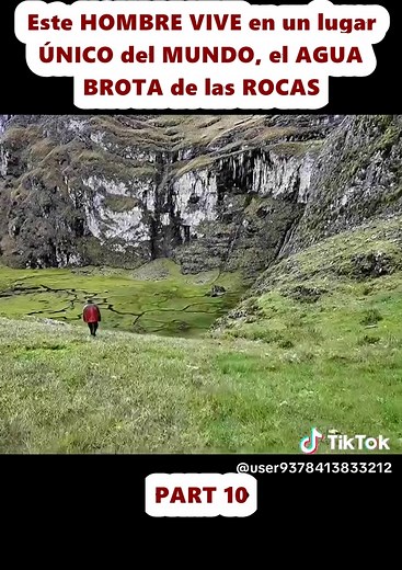 Hombre en Lugar Único con Agua que Brota de Rocas
