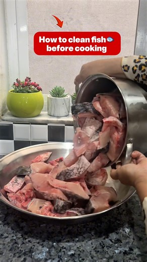How to clean fish🐠 before cooking #fish #cleaning #fishcleaning #viral #dailyhacks #hack #shorts