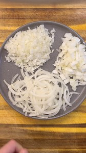 How To Cut An Onion 🔪🧅 | Lets Eat