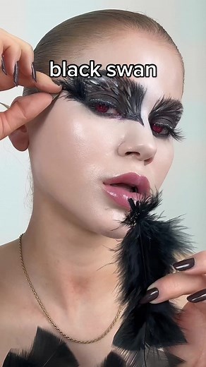 Black Swan Makeup Halloween Tutorial