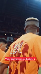 Grabs a hat-trick, then celebrates with the Ultras🎩 ⚽️ Victor Osimhen is enjoying the full Istanbul football experience. 🔥 🔥 🎥 : @Galatasaray/IG #PulseSportsNigeria #Galatasaray #SuperEagles | Pulse Sports Nigeria