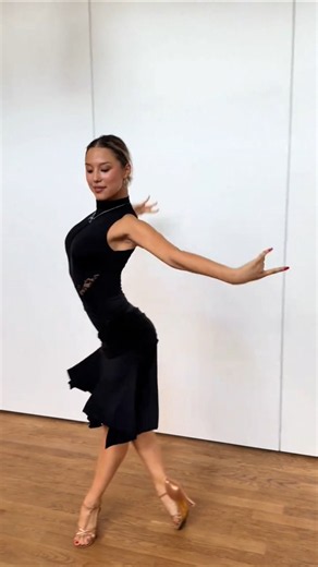 Elegant Latin Dance Moves That Look Absolutely Stunning! 💃🔥 #Shorts