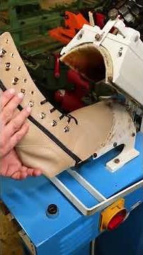 Making boots from scratch! 👢🔨 #leathercraft #diy #handmade