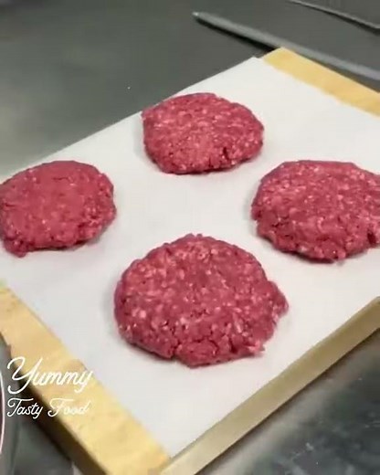 Yummy Tasty Food | Cheese Burger Recipe | Oddly Satisfying Video Cooking Videos Street Food #shorts