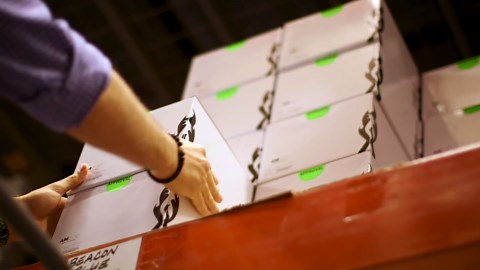 10 Player Poker Table Foldable, Folding Texas Holdem Casino Table with Padded Rails & Cup Holders, Portable Poker Game Table for Home or Game Room, 84 Inch