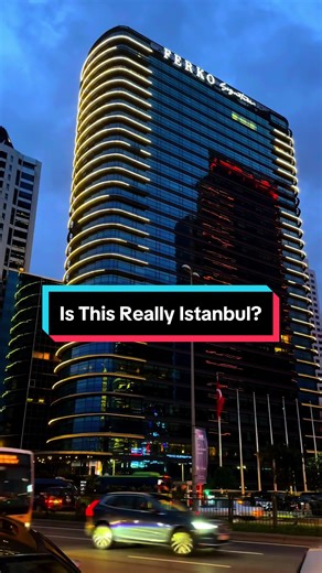 Experience the Mesmerizing Skyscrapers and Lights of Istanbul