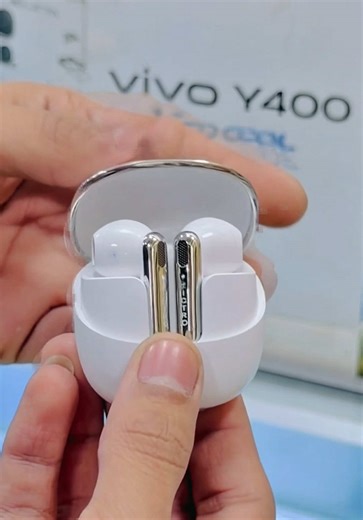 🎧 New Arrival: Zictro T29 🔥 Unbeatable Deep Bass 🤫 Intelligent Noise Reduction ⚡ Fast Bluetooth 5.3 Connection 📞 Crystal Clear HD Calls 🏃‍♂️ Perfect for Sports & Gaming 👇 Order yours now! #ZictroT29 #WirelessEarbuds #DeepBass #TWS #TechDeals