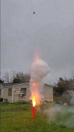 salute, mortar, 4" #pyro #pyrotechnics #fireworks #firecracker #homemade #4thofjuly #artillery #ufo