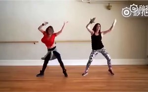 最近网上一个很火的Zumba（尊巴）舞教学完整版，超减脂耗体力，跳4分钟等于运动1小时，马上跳起来！！！